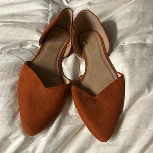Old Navy Pointed Toe Flats